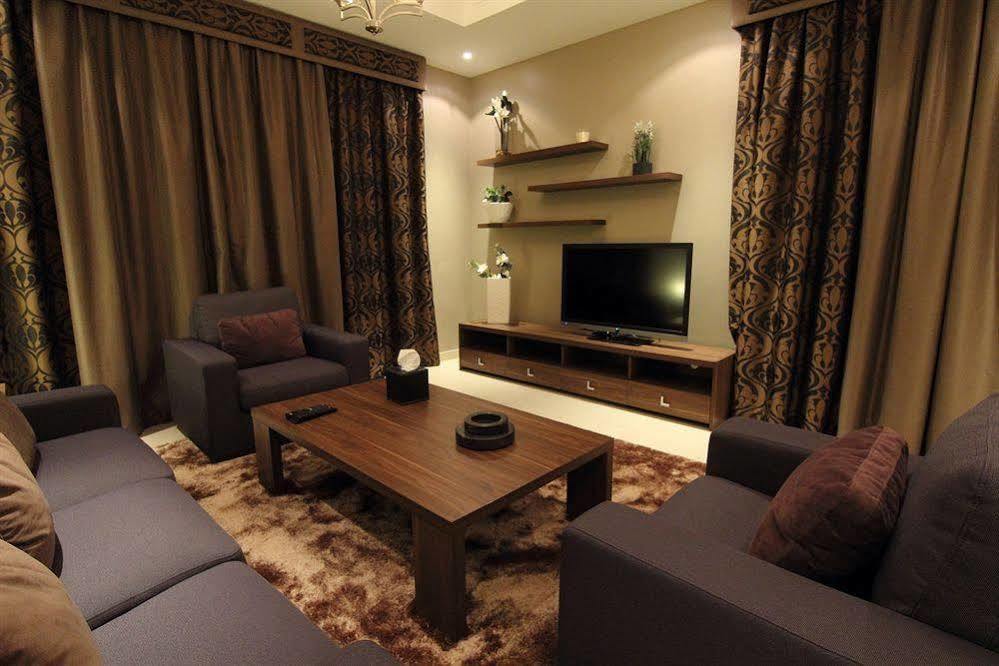 אבו דאבי Ramee Garden Hotel Apartments מראה חיצוני תמונה